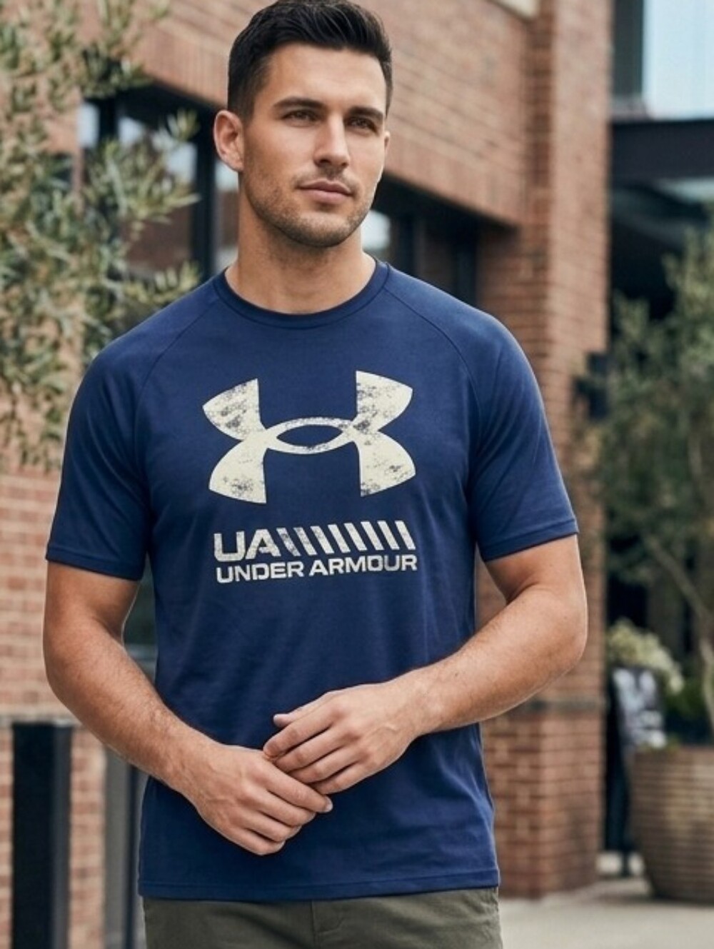 Under Armour Men's UA Velocity Distressed Graphic T-Shirt Midnight Navy Large